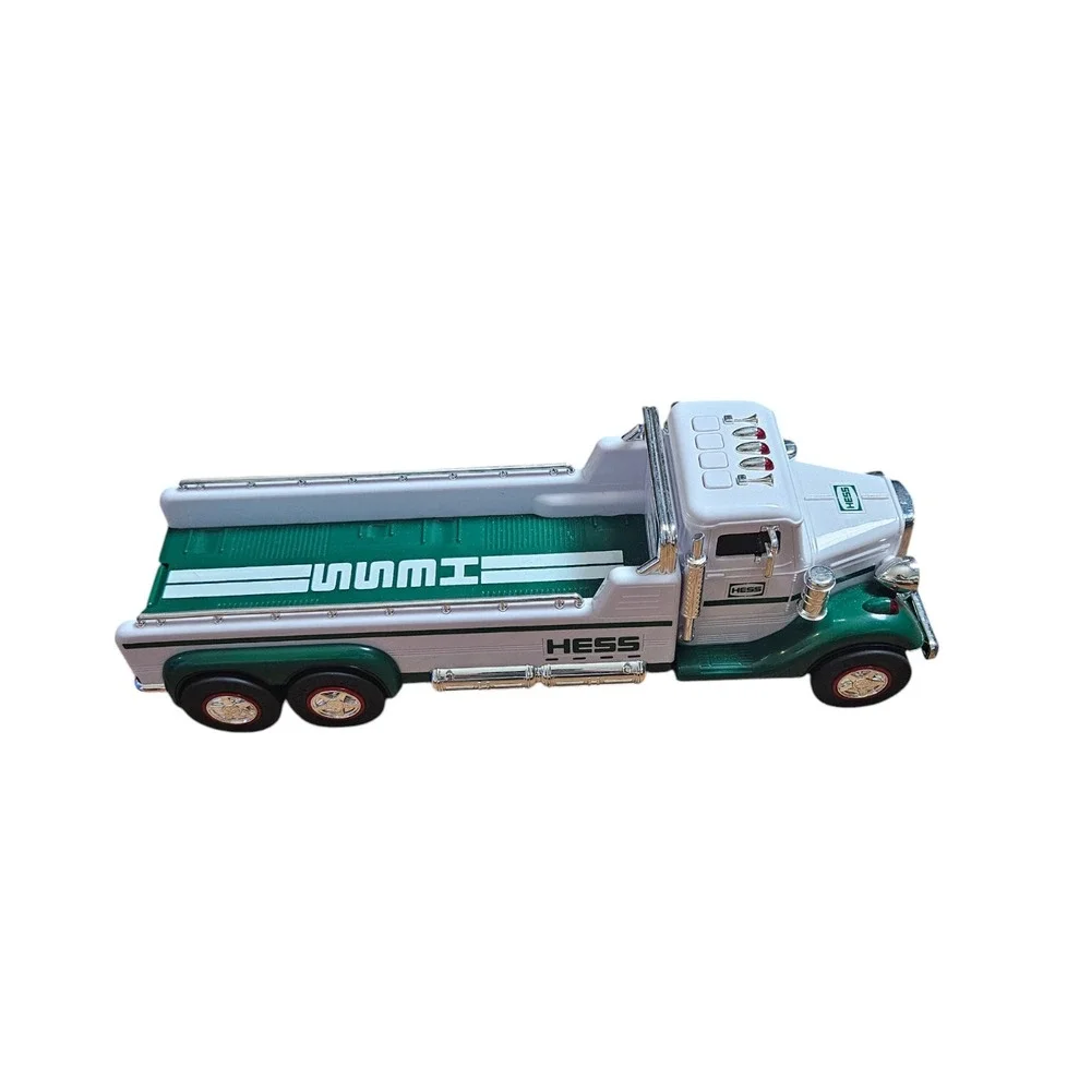 Hess Flatbed Truck 2022 with Led Lights & Sounds Toy Truck Vehicle Collectible - Picture 6 of 8